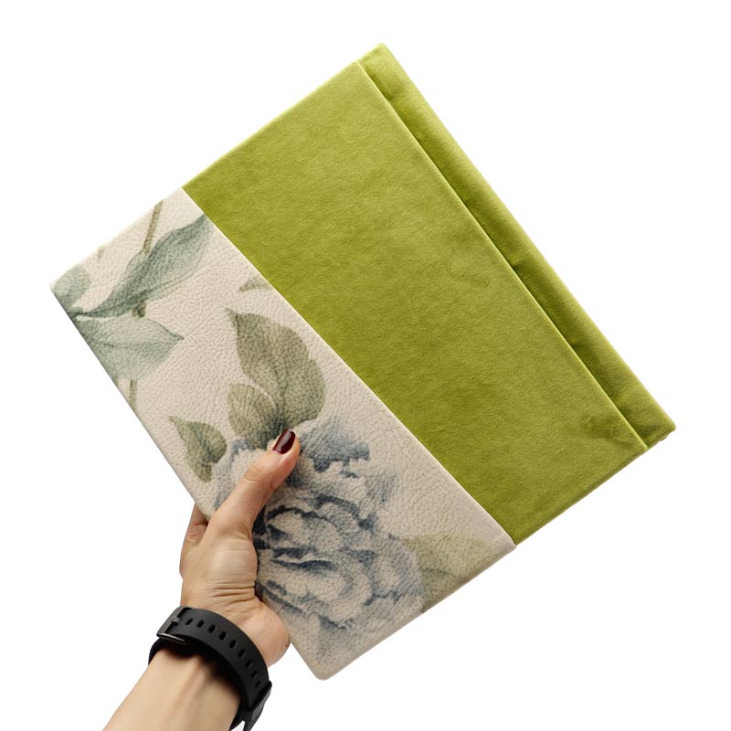 آلبوم عکس طرح گلدار سبز و خاکی 16*21 سانتی متر
