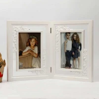 قاب عکس چوبی دو قلو سفید 13*18 سانتی متر