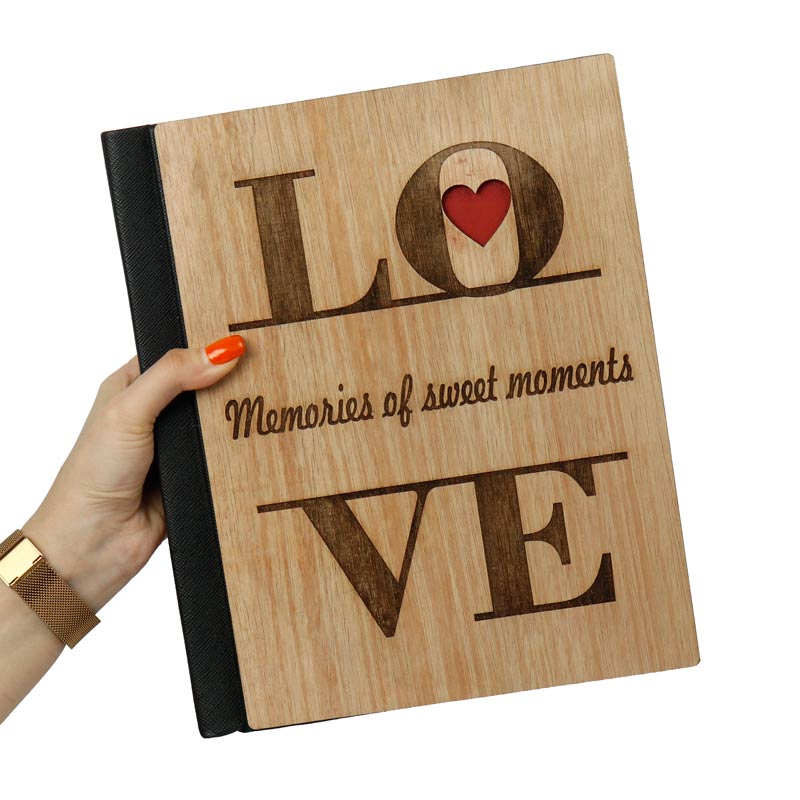 آلبوم عکس چوبی طرح Love قهوه ای روشن 16*21 سانتی متر