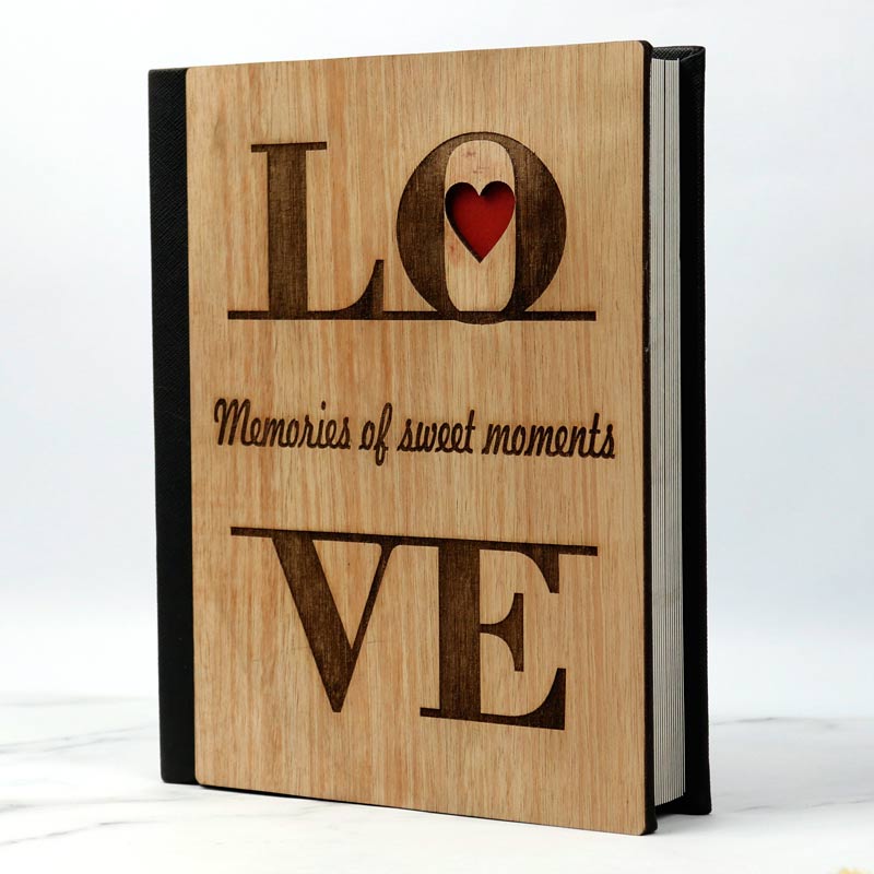 آلبوم عکس چوبی طرح Love قهوه ای روشن 16*21 سانتی متر