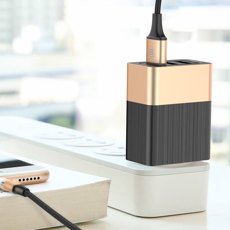 کلگی فست شارژ 3 پورت Baseus CCALL-JEV1 3.4A QC3