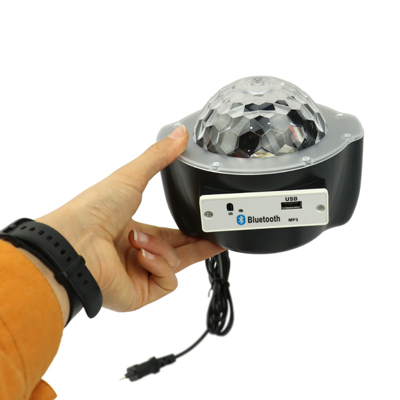 لامپ LED اسپیکر دار بلوتوثی و فلش خور Festival Snowflake 4W + ریموت کنترل