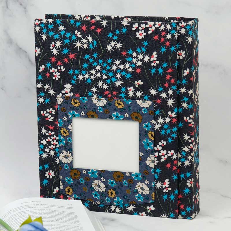 آلبوم عکس فریم پارچه ای طرح دار 21*16 سانتی متر کد 11