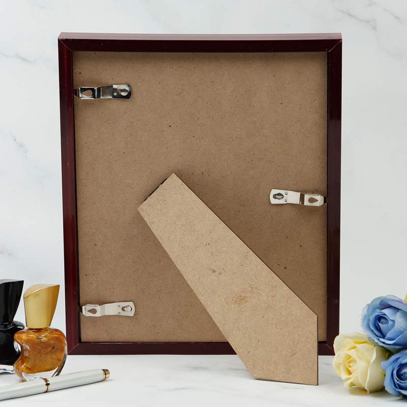 قاب عکس زرشکی نوار نقره ای 20*25 سانتی متر