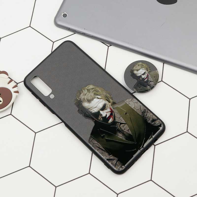 قاب فانتزی برجسته + پاپ سوکت طرح Joker سامسونگ A7 2018 سری D