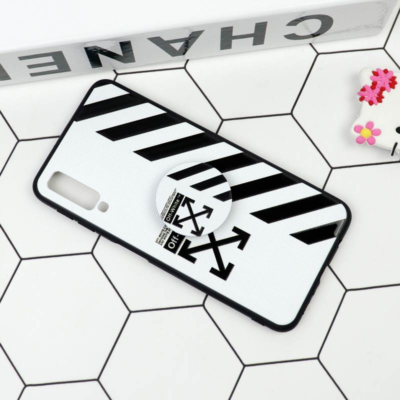قاب فانتزی برجسته + پاپ سوکت طرح Off White سامسونگ A7 2018 سری D