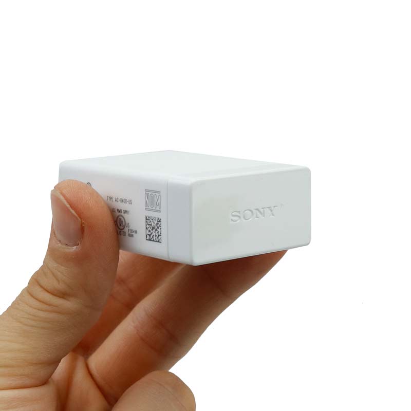 کلگی شارژ اورجینال Sony EP880 1.5A
