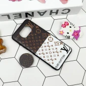 قاب فانتزی برجسته + پاپ سوکت طرح LV شیائومی Poco X3 سری D