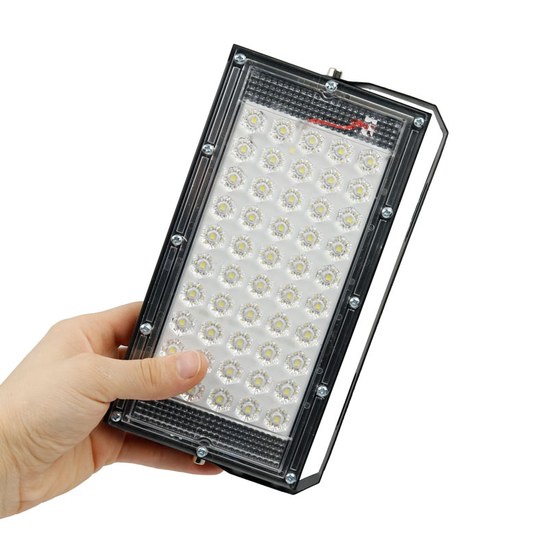 پروژکتور سیار Solar Flood Light 50W