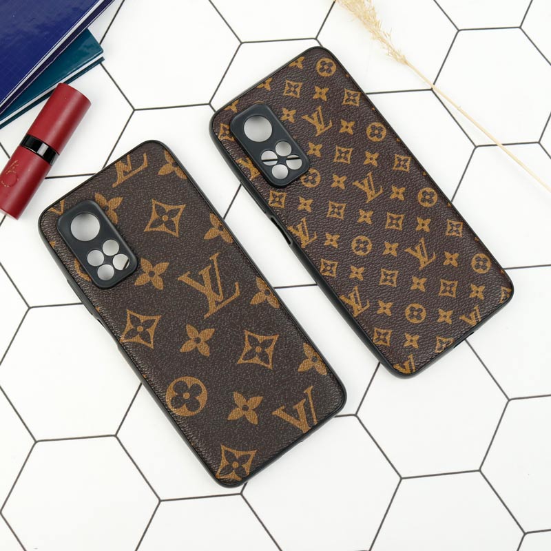 قاب محافظ لنزدار چرمی لاکچری Xiaomi Mi 10T