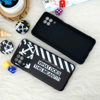 قاب طرحدار محافظ لنز دار کشویی + پاپ سوکت طرح Off White سامسونگ A22 4G