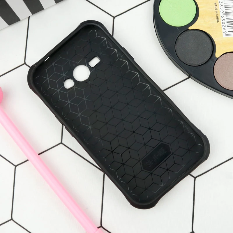 قاب چرمی سامسونگ Galaxy J1 Ace طرح گوزن محافظ لنزدار