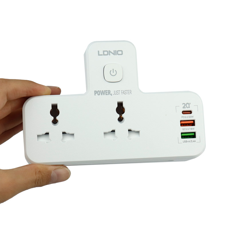 چند راهی 2 خانه برق الدینیو SC2311 + شارژر USB و Type-C