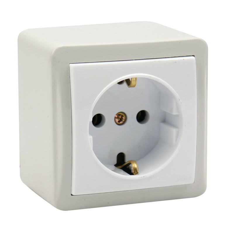 پریز روکار ارت دار پارت الکتریک PE4051