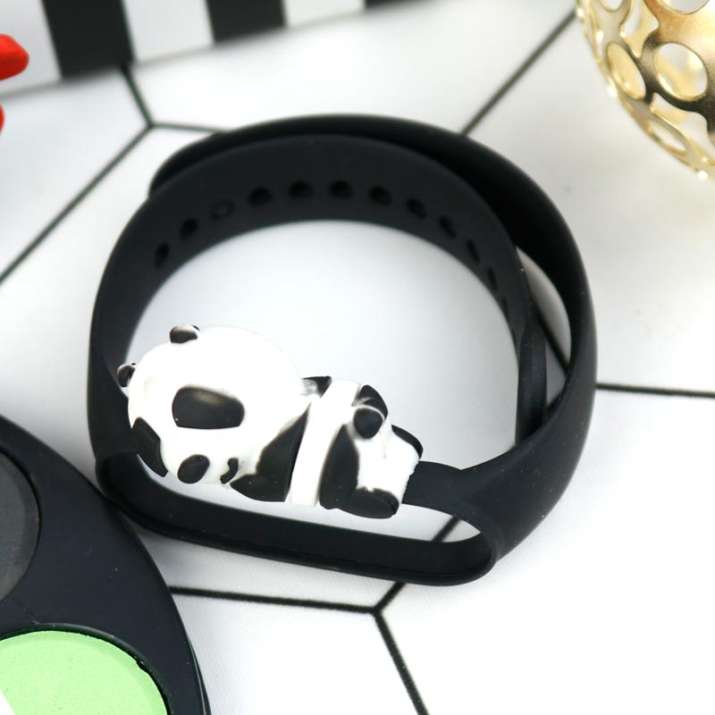 بند سیلیکونی فانتزی Xiaomi Mi Band 5 / 6 پاندا مشکی
