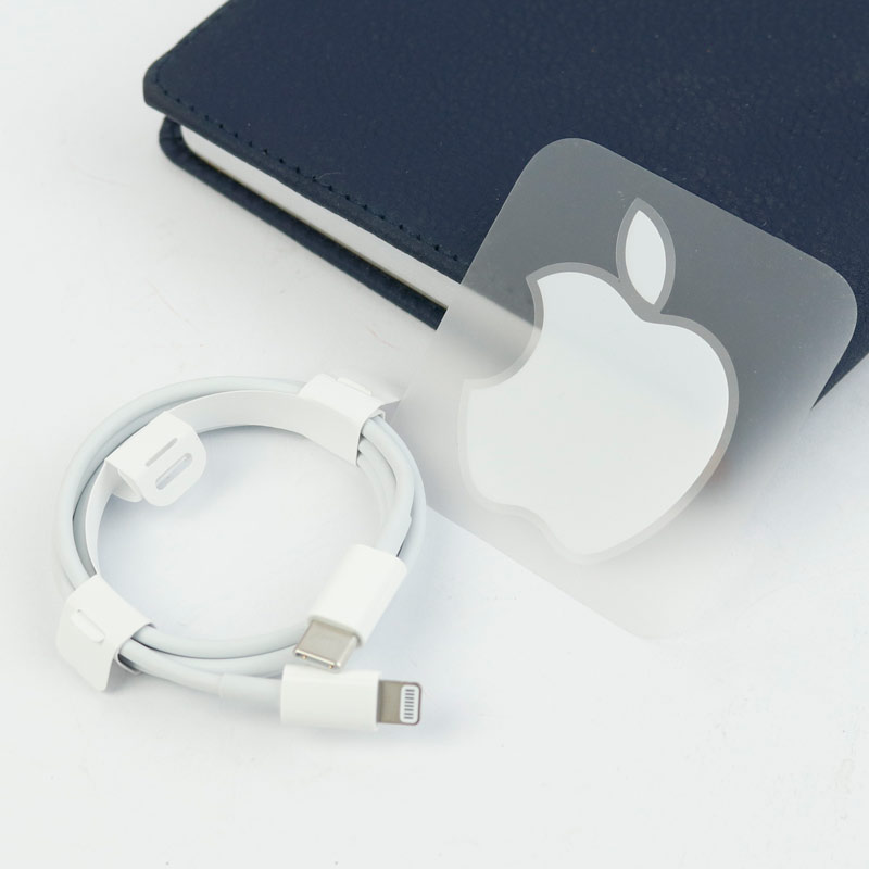 کابل تبدیل فست شارژ iPhone 12 Pro Type-C to Lightning 1m سرجعبه + جعبه طلایی گوشی