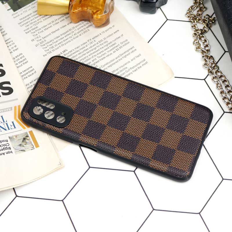 قاب محافظ لنزدار چرمی لاکچری Xiaomi Poco M3 Pro سری B