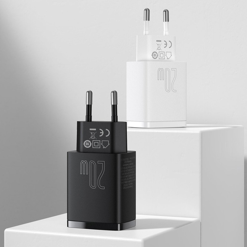 کلگی فست شارژ Baseus Compact CCXJ-B 2Port 3A QC3 PD 20W