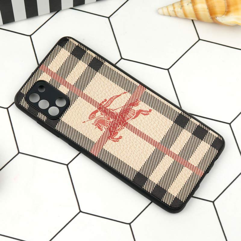 قاب محافظ لنزدار چرمی BURBERRY سامسونگ A31