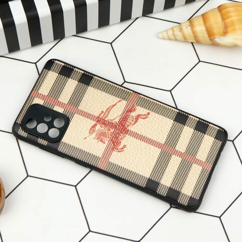 قاب محافظ لنزدار چرمی BURBERRY سامسونگ A71