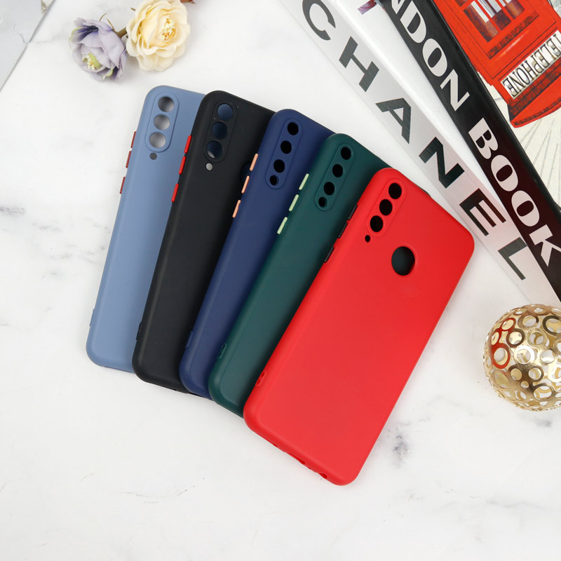 قاب محافظ لنزدار سیلیکونی دکمه رنگی Huawei Y6p