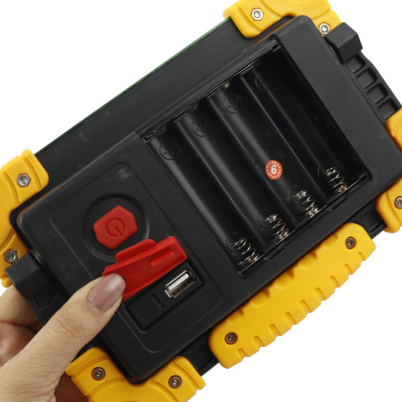 پروژکتور سیار شارژی W823 COB 30W