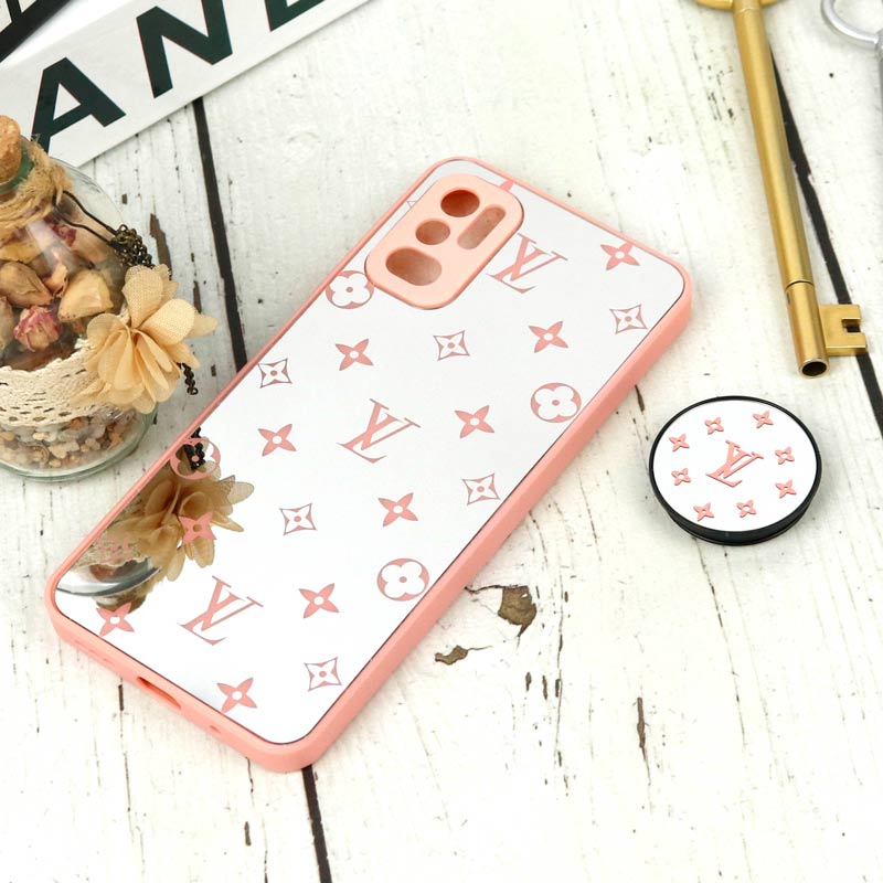 قاب محافظ لنزدار آینه ای + پاپ سوکت طرح LV صورتی Xiaomi Poco M3 Pro