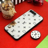 قاب محافظ لنزدار آینه ای + پاپ سوکت طرح LV مشکی iPhone 7 Plus / 8 Plus