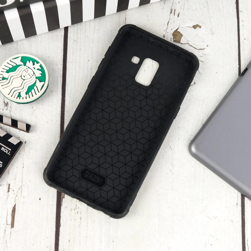 قاب چرمی سامسونگ Galaxy A8 2018 طرح گوزن