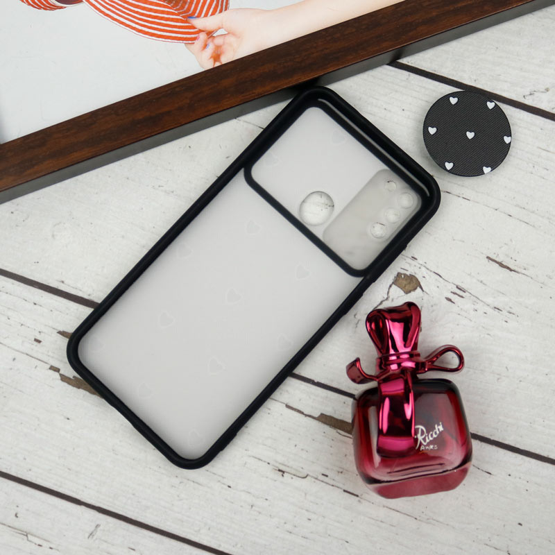 قاب طرحدار محافظ لنزدار کشویی + پاپ سوکت طرح قلب سفید سامسونگ A11 سری B