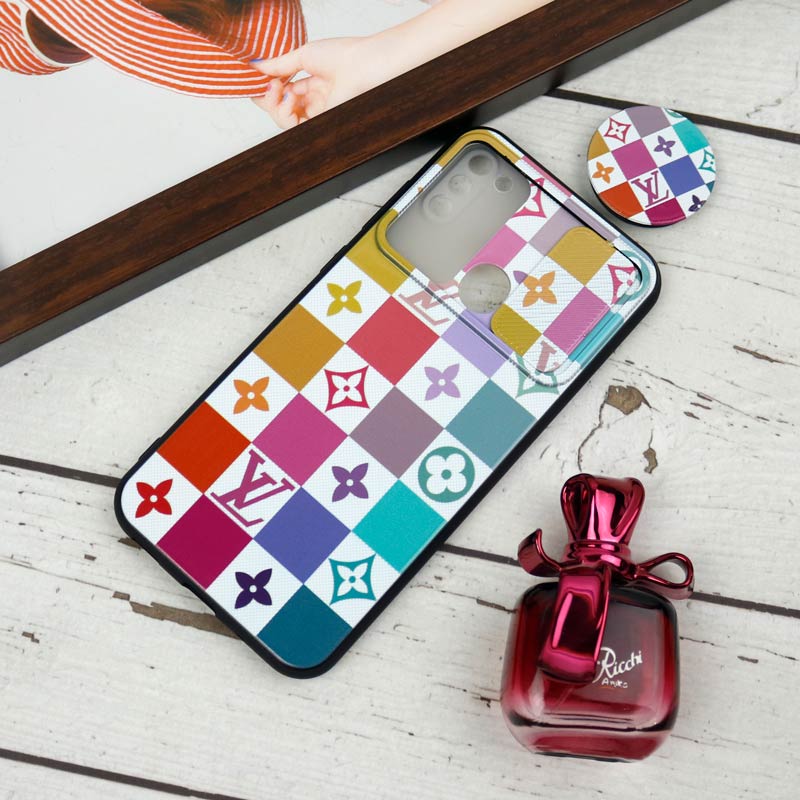 قاب طرحدار محافظ لنزدار کشویی + پاپ سوکت طرح LV رنگی سامسونگ A11 سری B