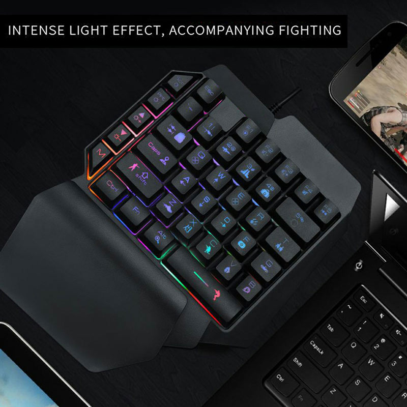 کیبورد گیمینگ اسپیس وارشیپس F6 GB4943