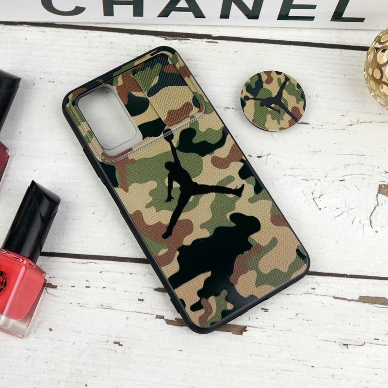 قاب طرحدار محافظ لنزدار کشویی + پاپ سوکت طرح ارتشی شیائومی Poco M3 سری B