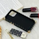 قاب فانتزی صندوقی LV مشکی طلایی + آویز دستی iPhone 13