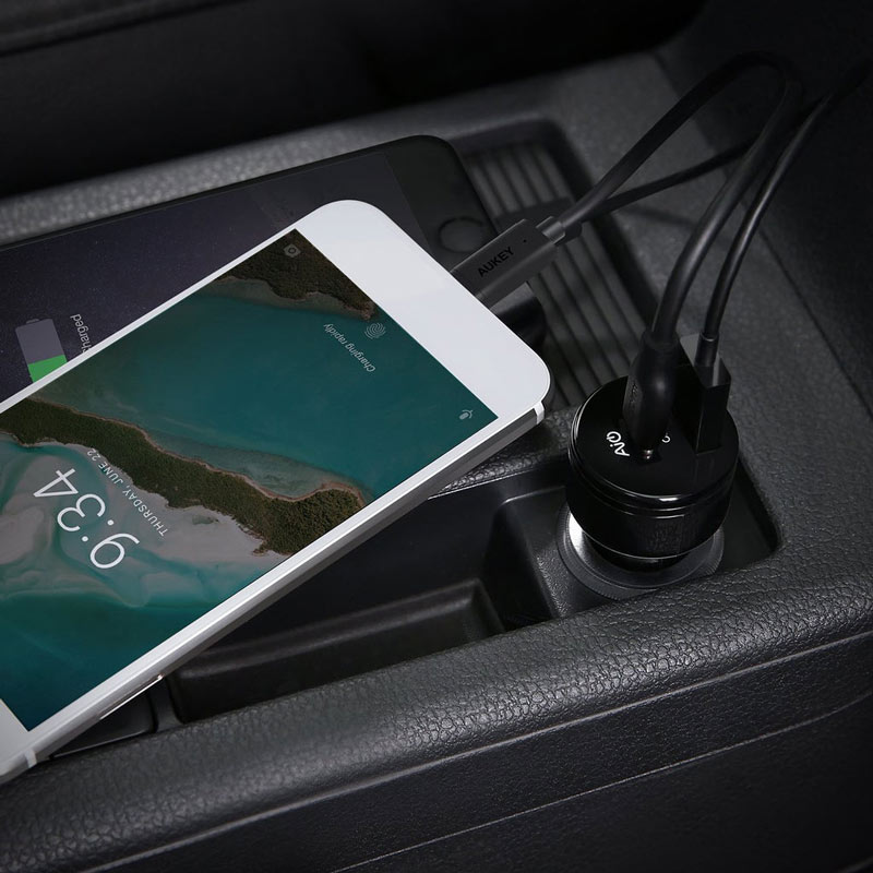 شارژر فندکی Aukey CC-Y9 3A 25.5W