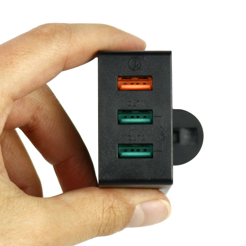 شارژر دیواری فست شارژ Aukey PA-T14 3Port QC3 3A 42W + کابل میکرو یو اس بی