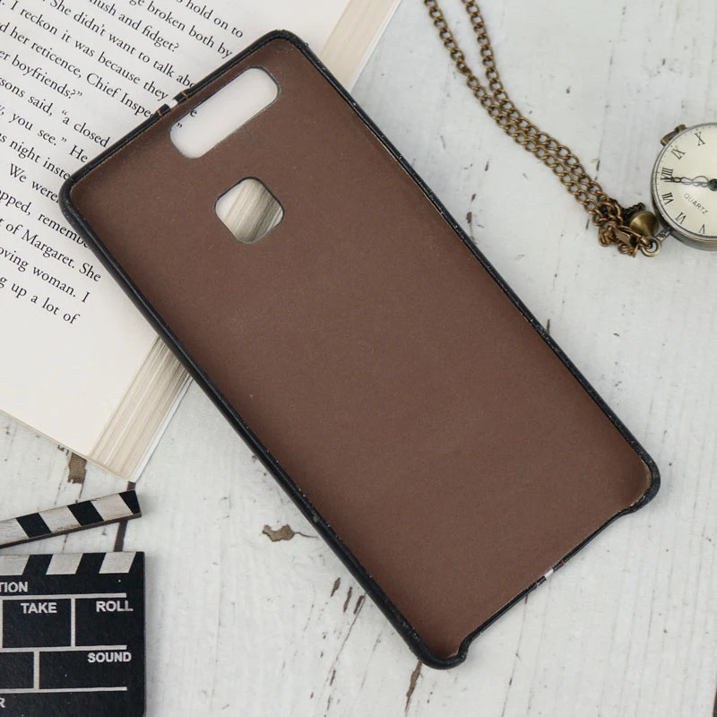 قاب چرمی خط دار Huawei P9