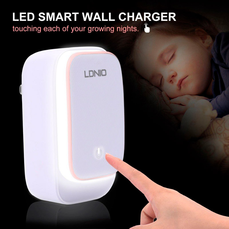 شارژر دیواری فست شارژ و چراغ خواب LDNIO A2205 2Port 2.4A + کابل میکرو یو اس بی و تبدیل EU