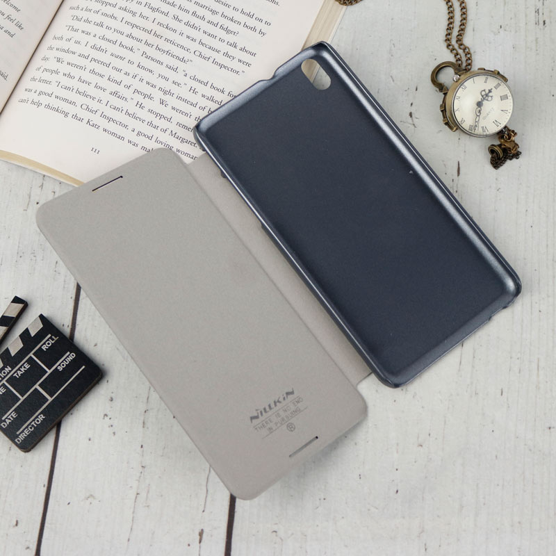 کیف اورجینال کلاسوری Sparkle نیلکین HTC Desire 816 مشکی