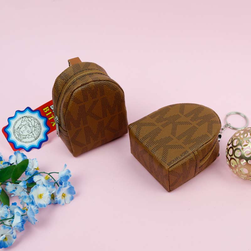 کیف کوله ای هندزفری و شارژر طرح چرمی قهوه ای