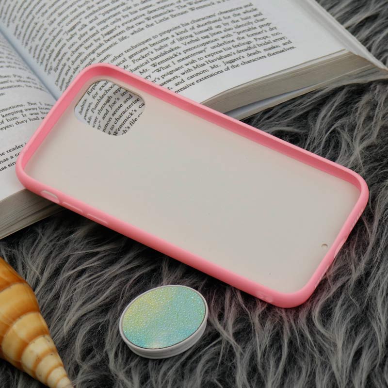 قاب چرمی هولوگرامی پاپ سوکت دار iPhone 11 صورتی
