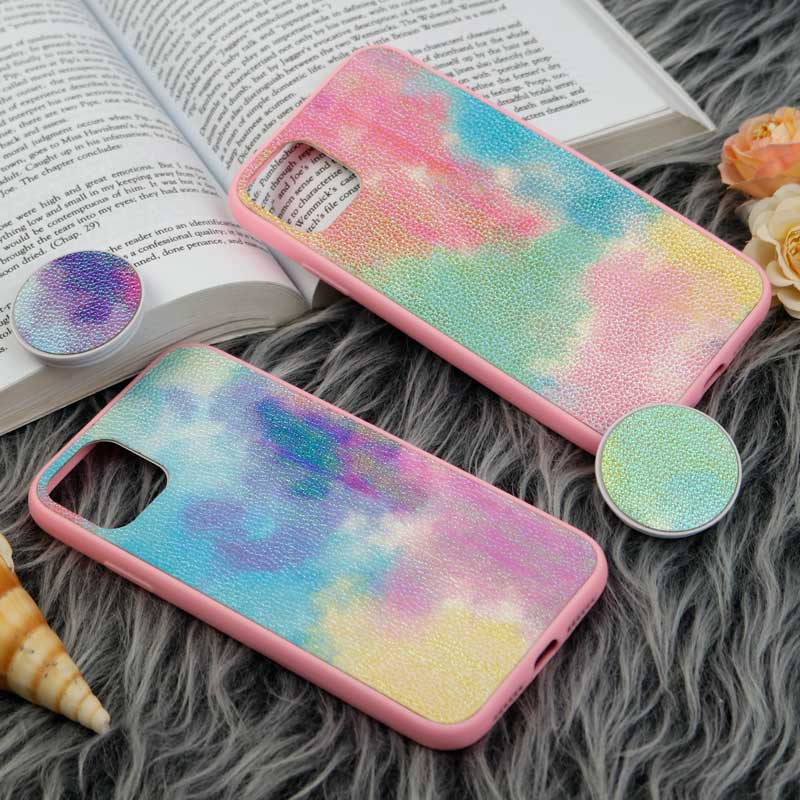 قاب چرمی هولوگرامی پاپ سوکت دار iPhone 11 صورتی