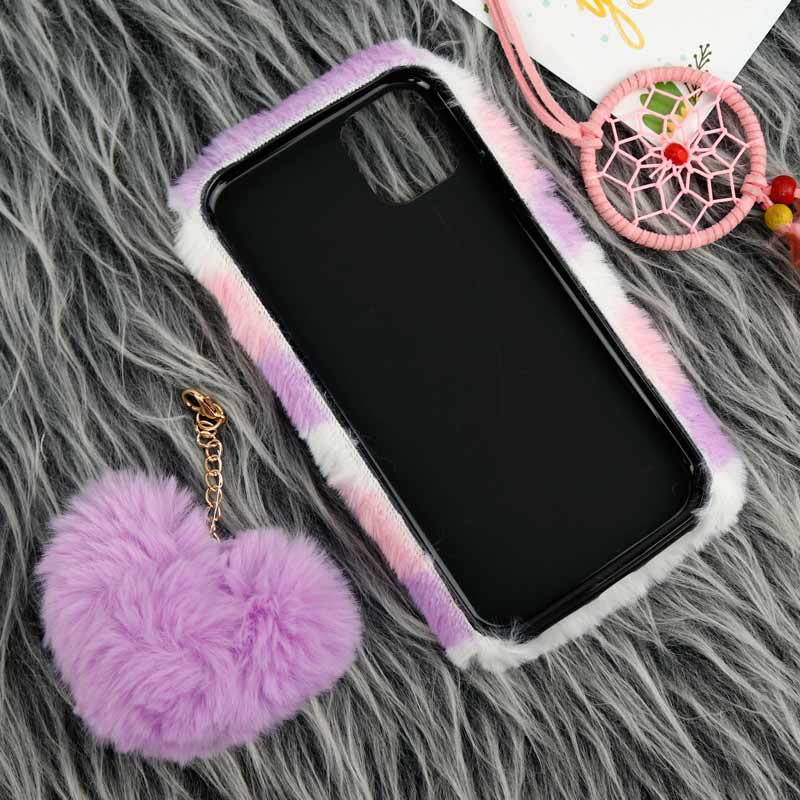 قاب پشمالو پوم پوم دار iPhone 11