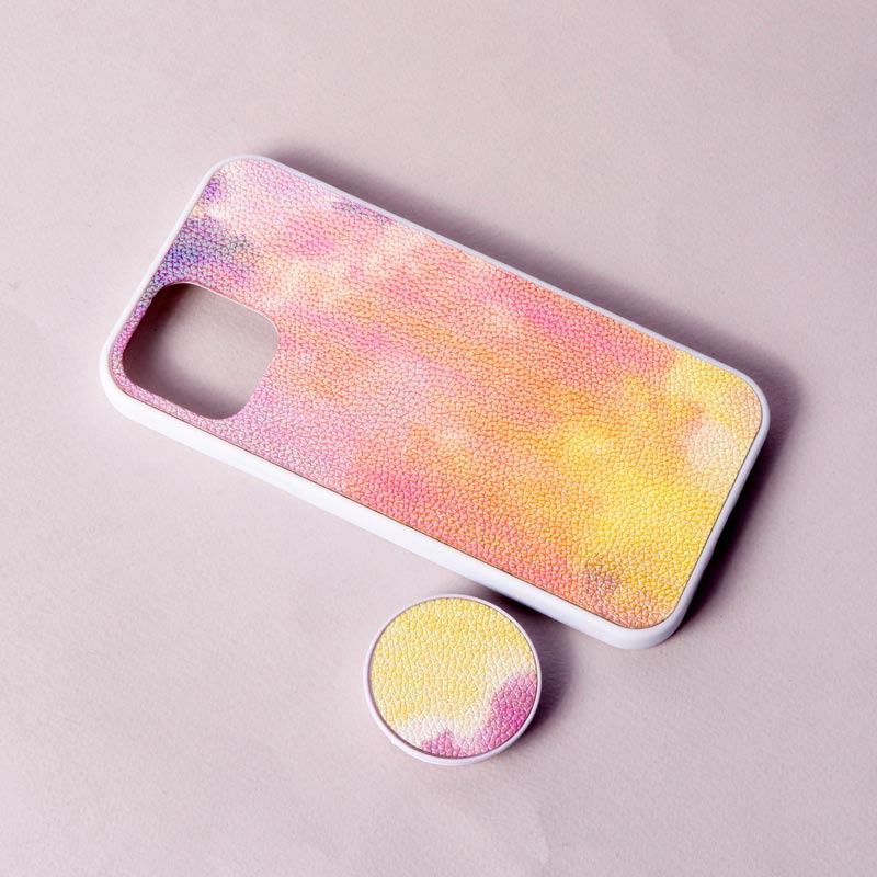 قاب چرمی هولوگرامی پاپ سوکت دار iPhone 11 Pro سفید