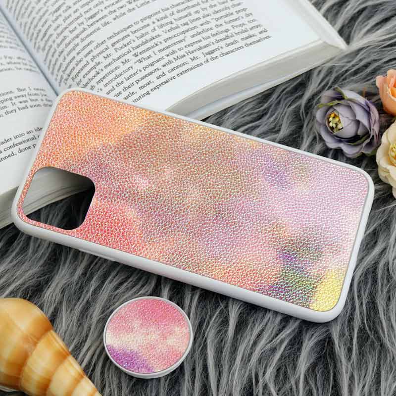 قاب چرمی هولوگرامی پاپ سوکت دار iPhone 11 Pro Max سفید