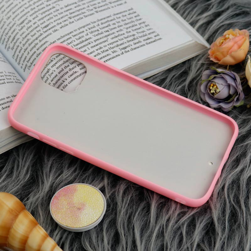 قاب چرمی هولوگرامی پاپ سوکت دار iPhone 11 Pro Max صورتی