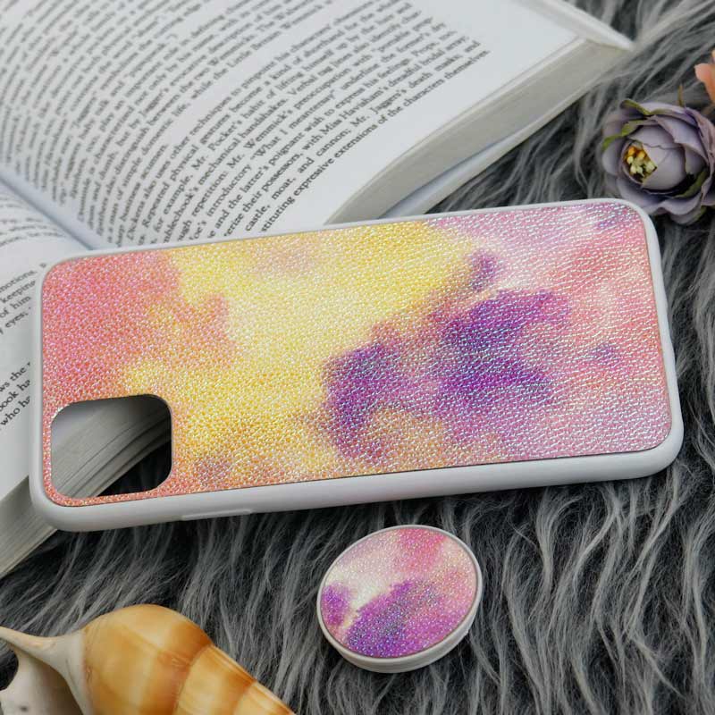 قاب چرمی هولوگرامی پاپ سوکت دار iPhone 11 Pro Max سفید