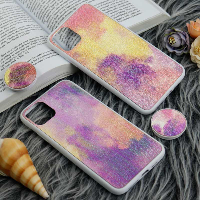 قاب چرمی هولوگرامی پاپ سوکت دار iPhone 11 Pro Max سفید