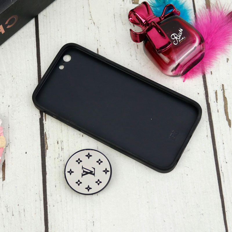 قاب محافظ لنزدار آینه ای + پاپ سوکت طرح LV مشکی iPhone 6/6s