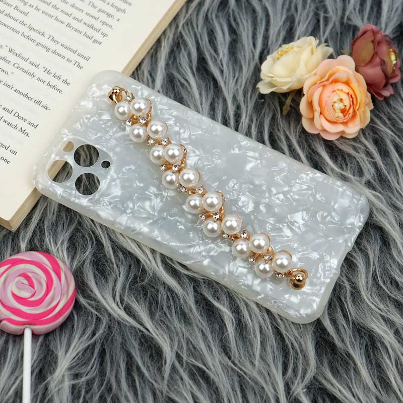 قاب محافظ لنزدار ماربل هولدر دستی مرواریدی iPhone 11 Pro Max